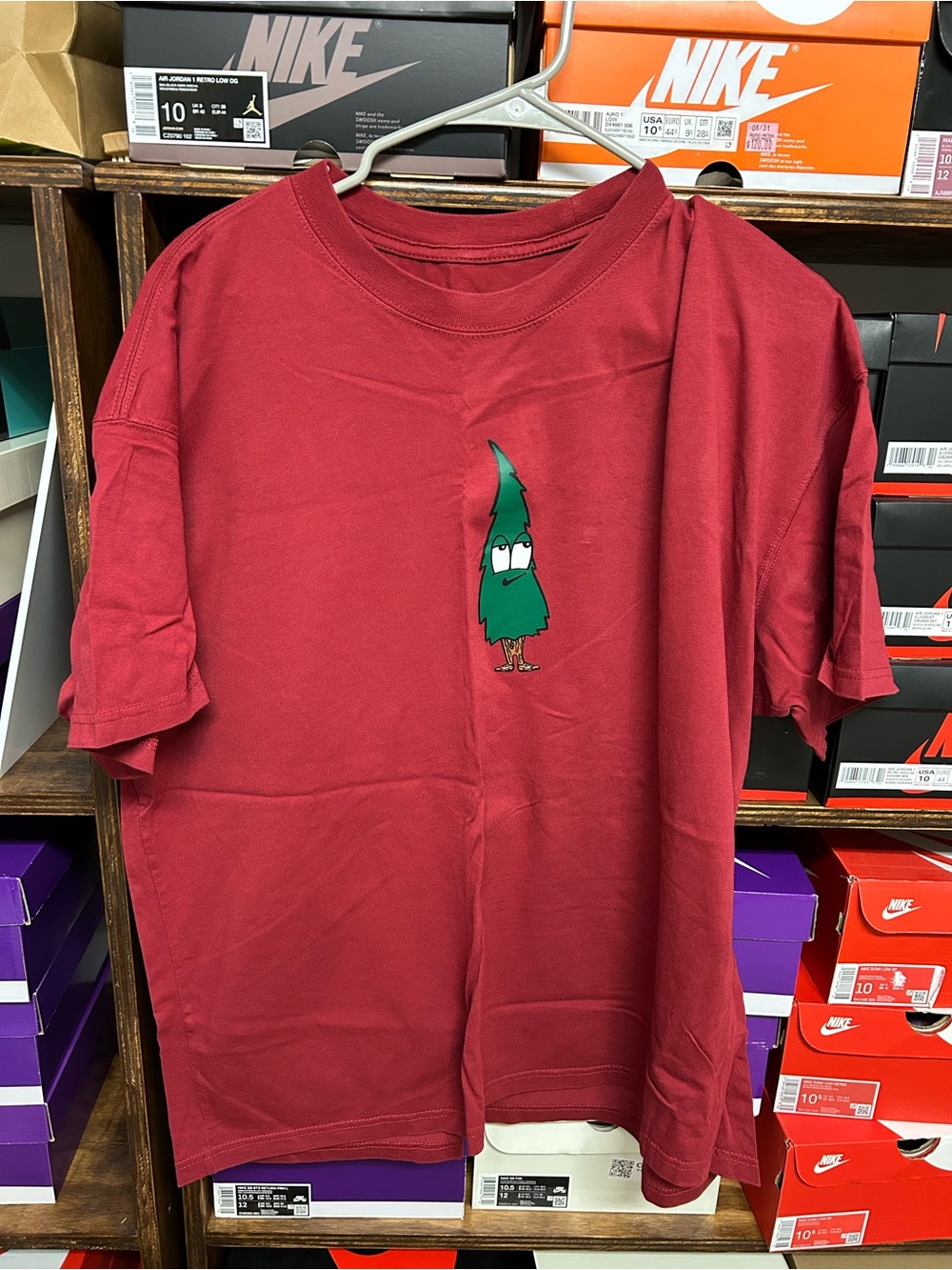 Nike SB Christmas tree tee